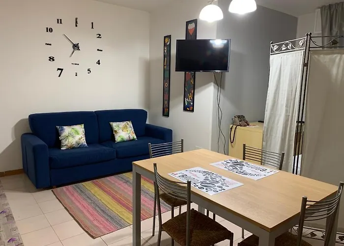 Apartament House 417