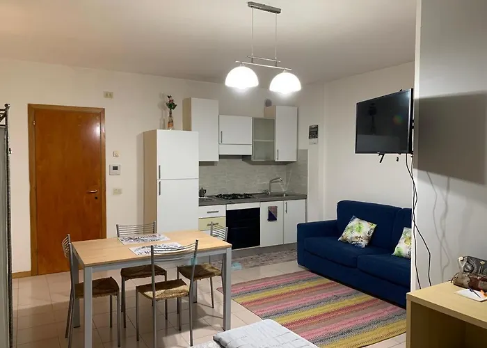 Apartament House 417 *